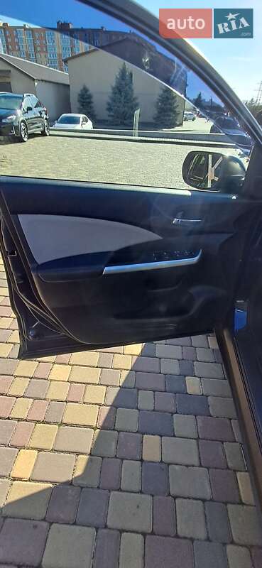 Внедорожник / Кроссовер Honda CR-V 2015 в Днепре