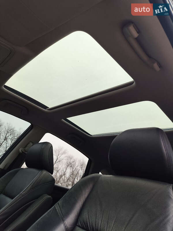 Позашляховик / Кросовер Honda CR-V 2007 в Краснограді