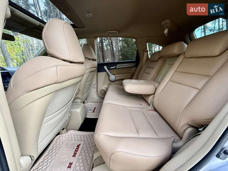 Позашляховик / Кросовер Honda CR-V 2008 в Києві