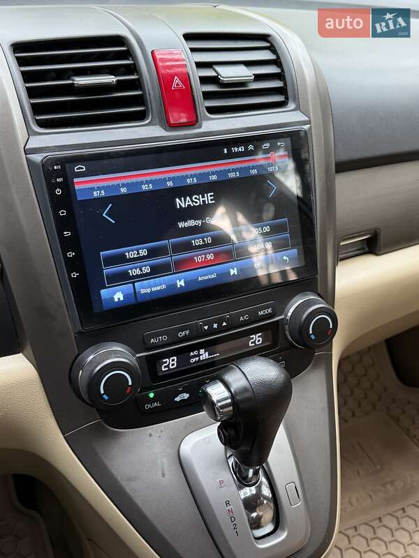 Позашляховик / Кросовер Honda CR-V 2008 в Києві