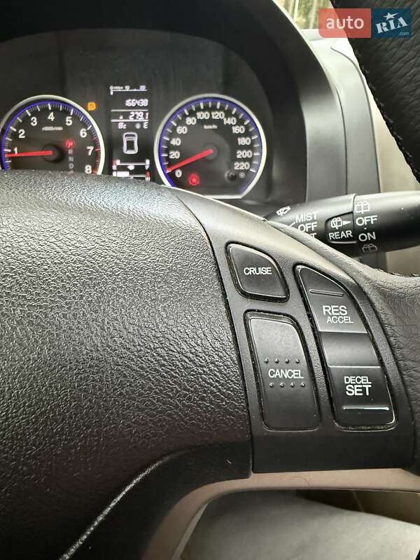 Позашляховик / Кросовер Honda CR-V 2008 в Києві