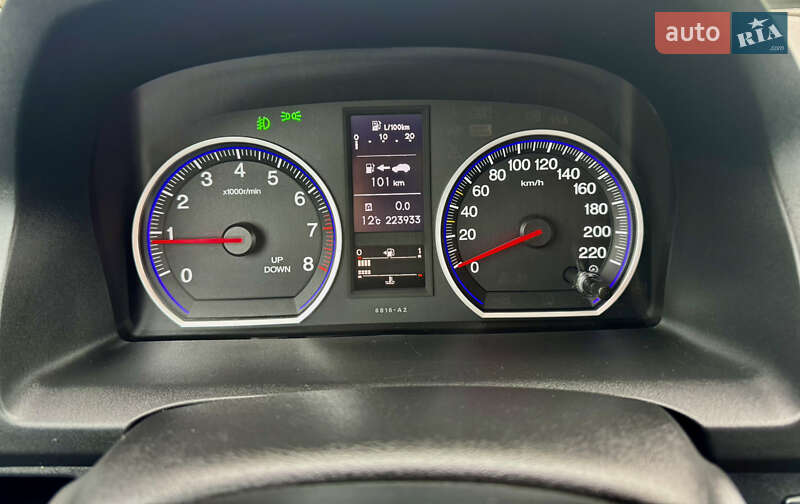 Позашляховик / Кросовер Honda CR-V 2011 в Полтаві