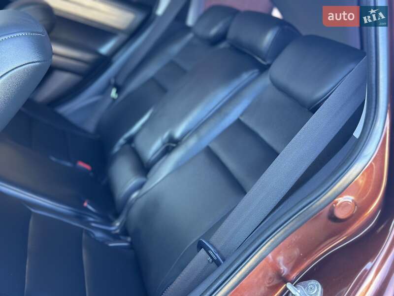 Позашляховик / Кросовер Honda CR-V 2012 в Дрогобичі