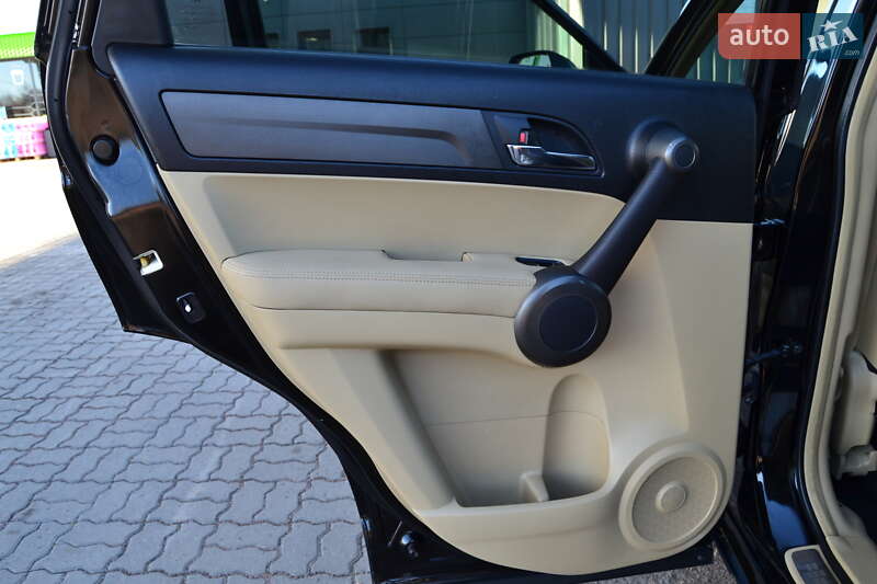 Позашляховик / Кросовер Honda CR-V 2011 в Дрогобичі