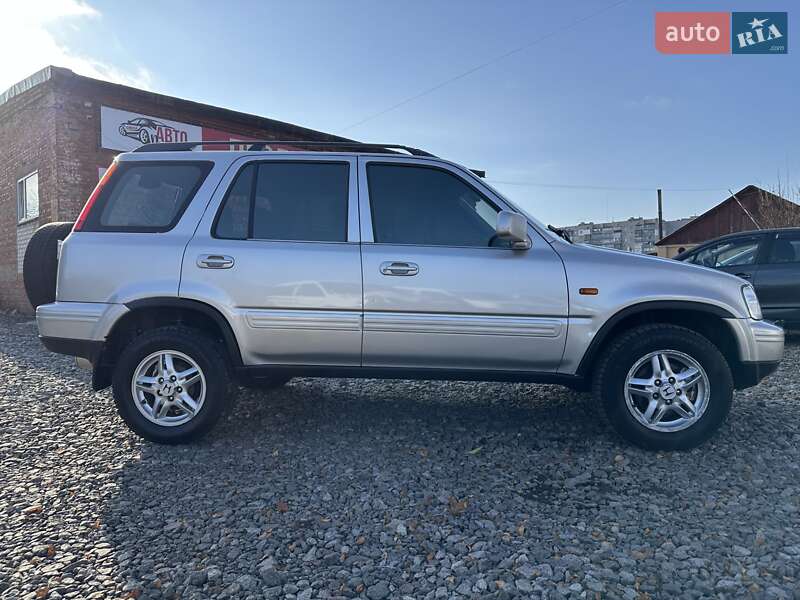 Позашляховик / Кросовер Honda CR-V 1998 в Смілі фото 9 Позашляховик / Кросовер Honda CR-V 1998 в Смілі