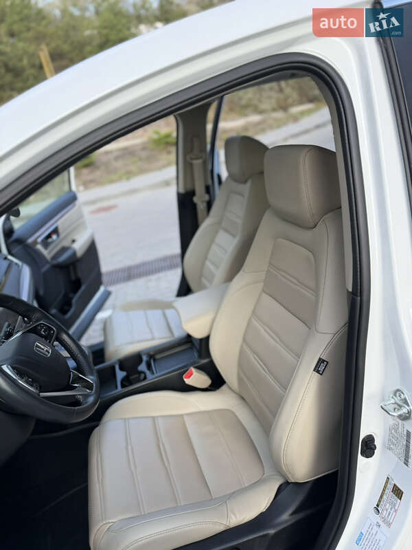 Внедорожник / Кроссовер Honda CR-V 2021 в Одессе