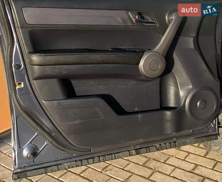 Внедорожник / Кроссовер Honda CR-V 2008 в Ровно
