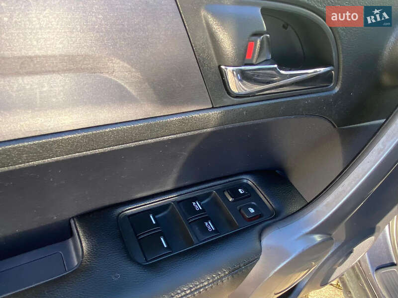 Внедорожник / Кроссовер Honda CR-V 2008 в Ровно