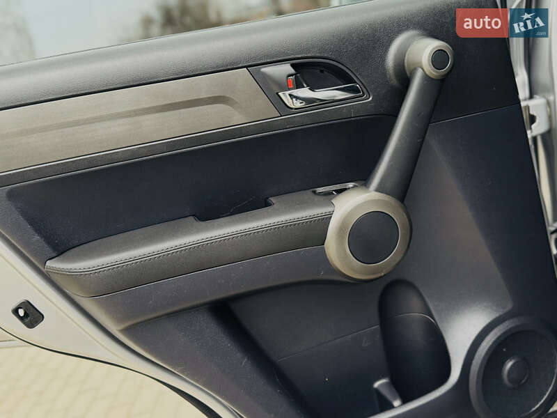 Внедорожник / Кроссовер Honda CR-V 2012 в Дрогобыче