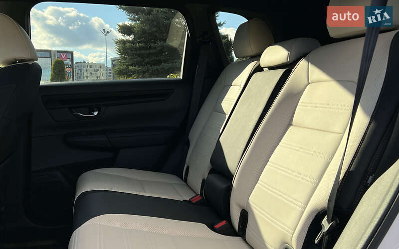 Внедорожник / Кроссовер Honda CR-V 2023 в Львове