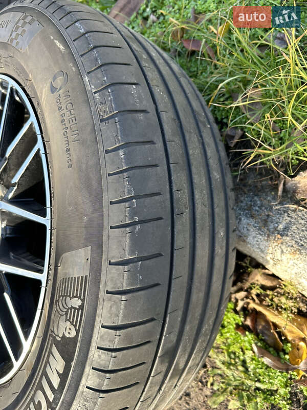 Внедорожник / Кроссовер Honda CR-V 2011 в Черкассах