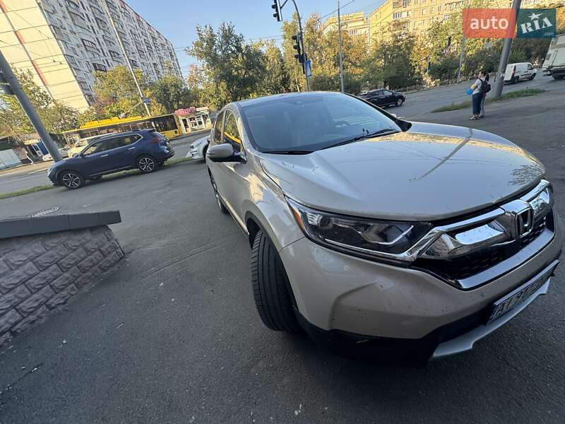 Позашляховик / Кросовер Honda CR-V 2019 в Києві