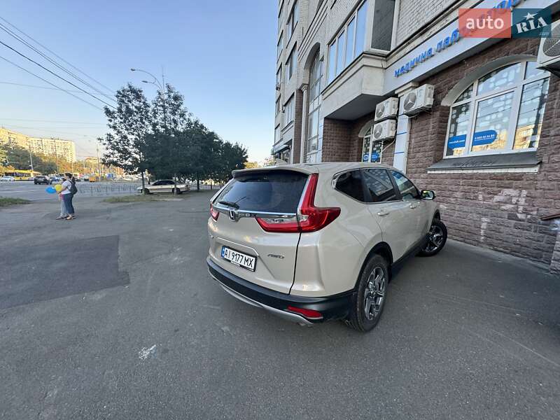 Позашляховик / Кросовер Honda CR-V 2019 в Києві