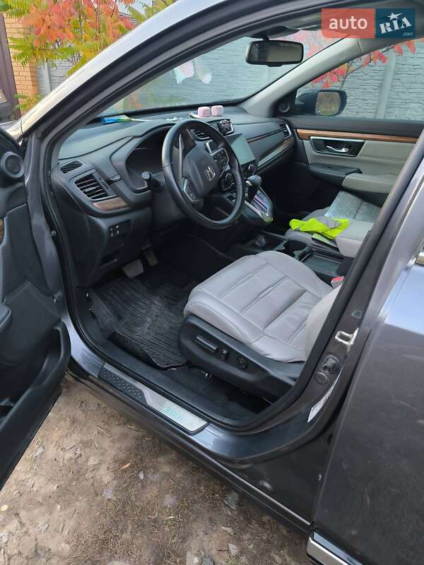 Позашляховик / Кросовер Honda CR-V 2016 в Полтаві