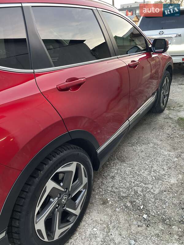 Позашляховик / Кросовер Honda CR-V 2018 в Києві
