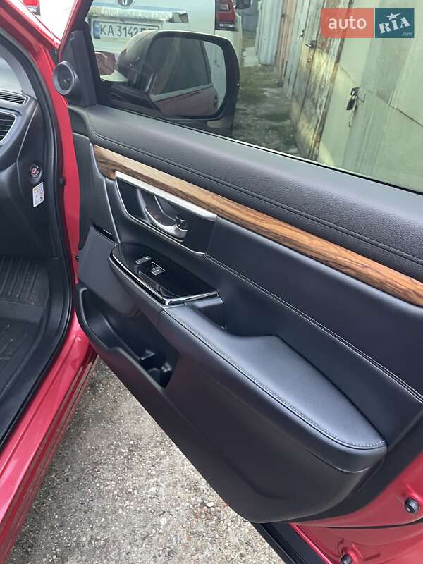 Позашляховик / Кросовер Honda CR-V 2018 в Києві