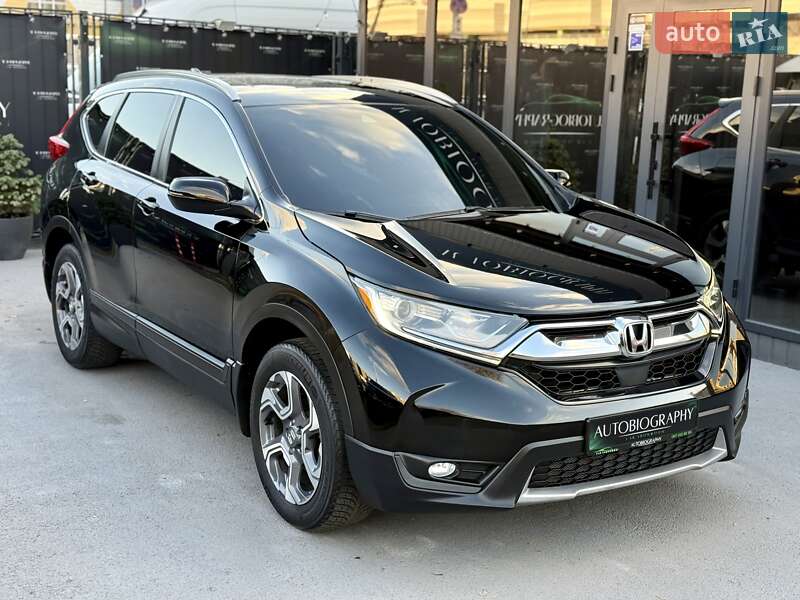 Позашляховик / Кросовер Honda CR-V 2017 в Києві