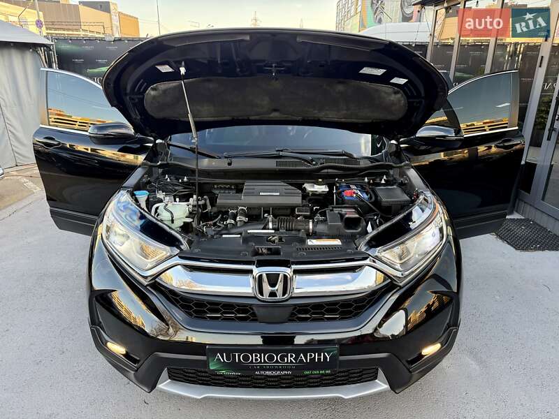 Позашляховик / Кросовер Honda CR-V 2017 в Києві