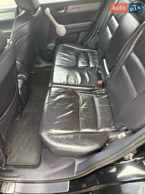 Внедорожник / Кроссовер Honda CR-V 2007 в Киеве