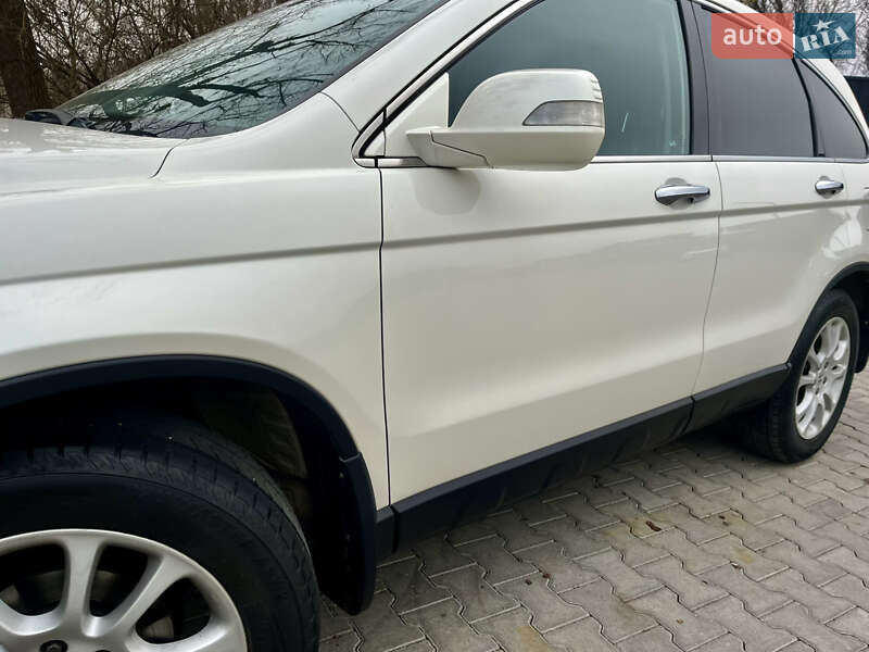 Внедорожник / Кроссовер Honda CR-V 2010 в Черновцах