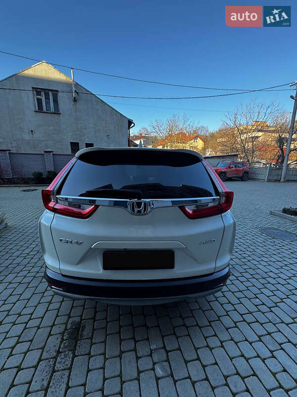 Позашляховик / Кросовер Honda CR-V 2017 в Львові