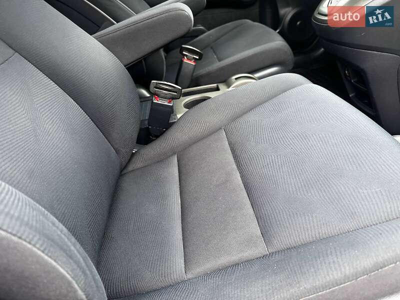 Внедорожник / Кроссовер Honda CR-V 2011 в Ахтырке фото 48 Внедорожник / Кроссовер Honda CR-V 2011 в Ахтырке