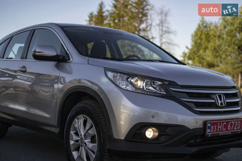 Позашляховик / Кросовер Honda CR-V 2014 в Гайсину
