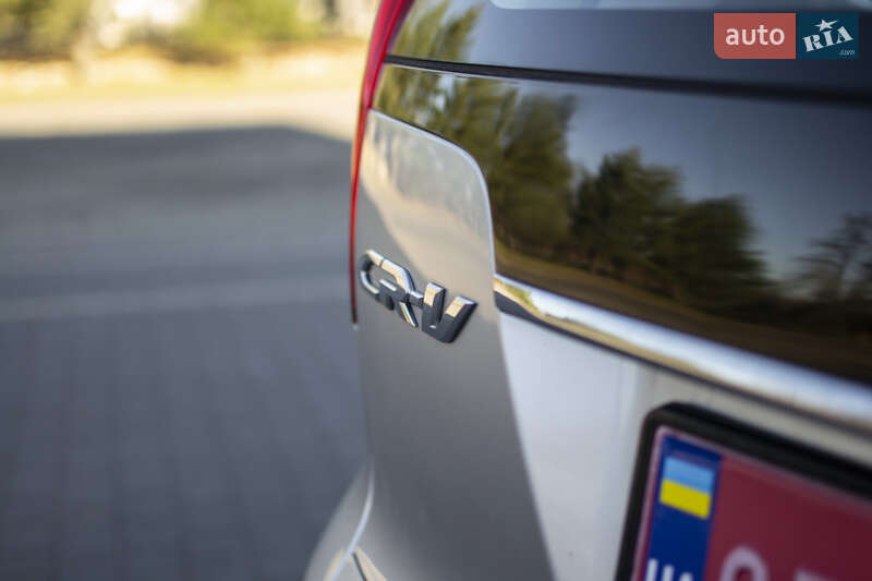 Позашляховик / Кросовер Honda CR-V 2014 в Гайсину