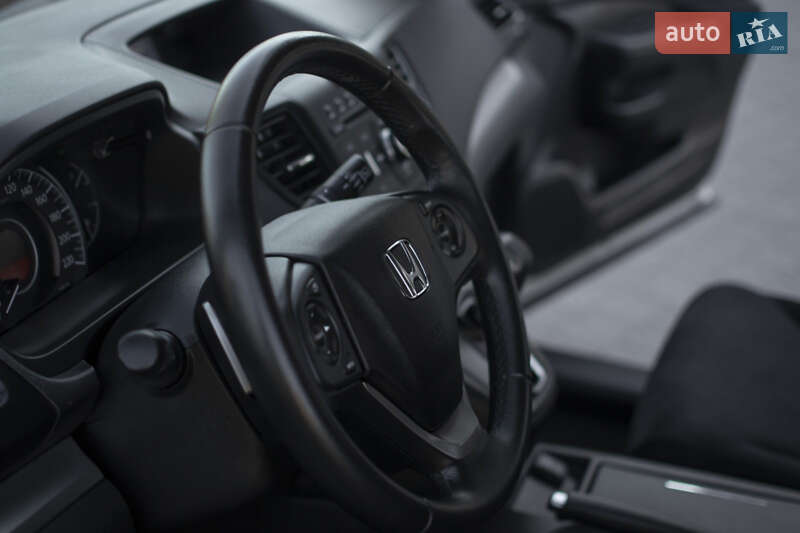 Позашляховик / Кросовер Honda CR-V 2014 в Гайсину