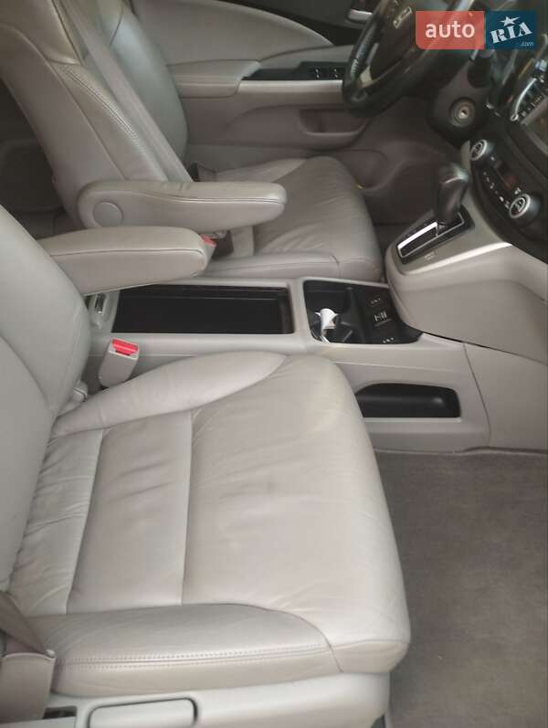 Позашляховик / Кросовер Honda CR-V 2013 в Черкасах фото 3 Позашляховик / Кросовер Honda CR-V 2013 в Черкасах