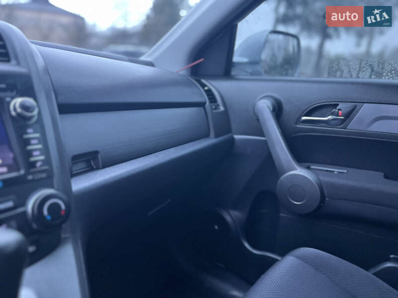 Внедорожник / Кроссовер Honda CR-V 2008 в Борщеве