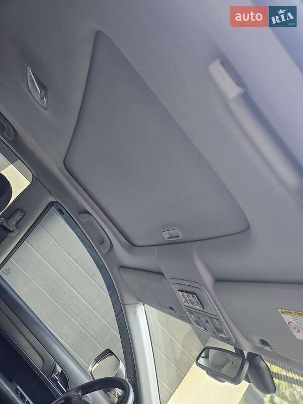 Внедорожник / Кроссовер Honda CR-V 2012 в Боярке