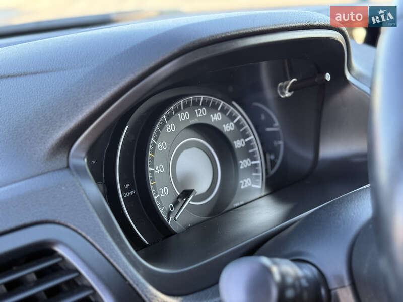 Позашляховик / Кросовер Honda CR-V 2013 в Радивиліві