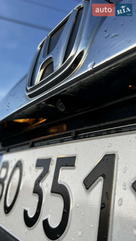 Позашляховик / Кросовер Honda CR-V 2007 в Тернополі