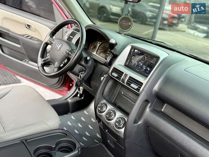Позашляховик / Кросовер Honda CR-V 2006 в Києві