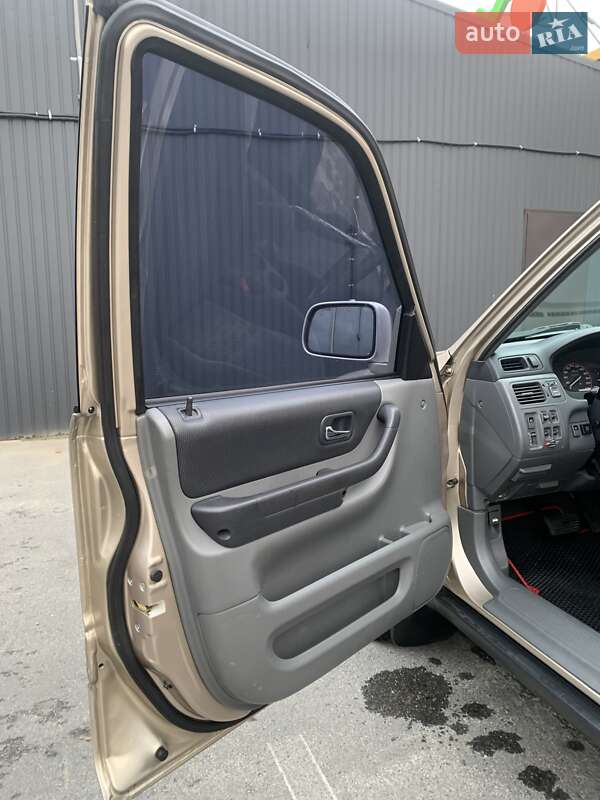 Позашляховик / Кросовер Honda CR-V 2001 в Софіївській Борщагівці фото 17 Позашляховик / Кросовер Honda CR-V 2001 в Софіївській Борщагівці