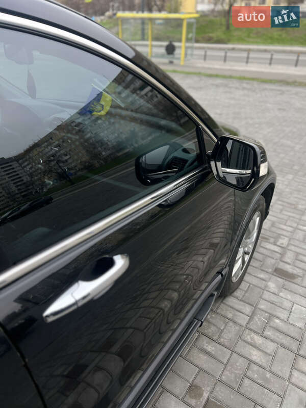 Внедорожник / Кроссовер Honda CR-V 2010 в Днепре