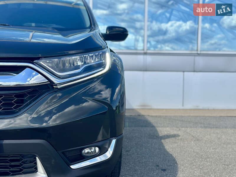 Позашляховик / Кросовер Honda CR-V 2018 в Києві