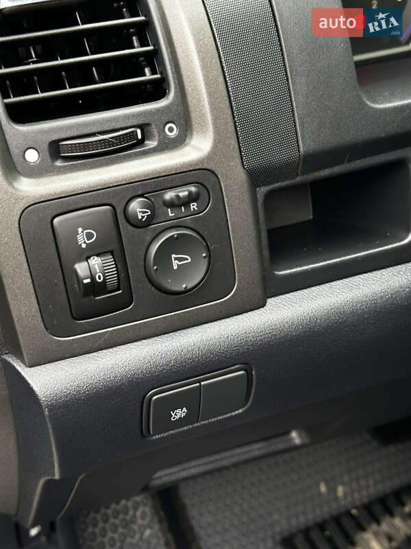 Позашляховик / Кросовер Honda CR-V 2010 в Львові фото 9 Позашляховик / Кросовер Honda CR-V 2010 в Львові