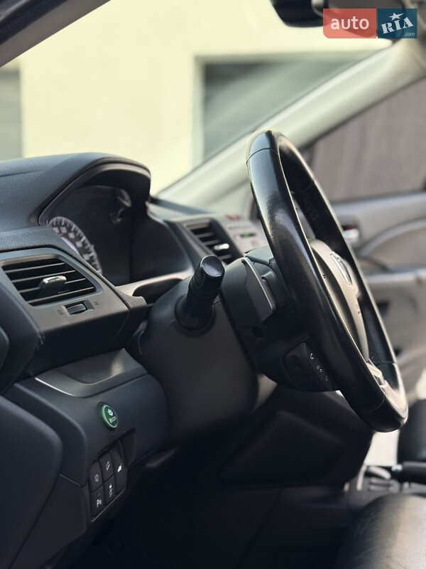 Внедорожник / Кроссовер Honda CR-V 2013 в Самборе