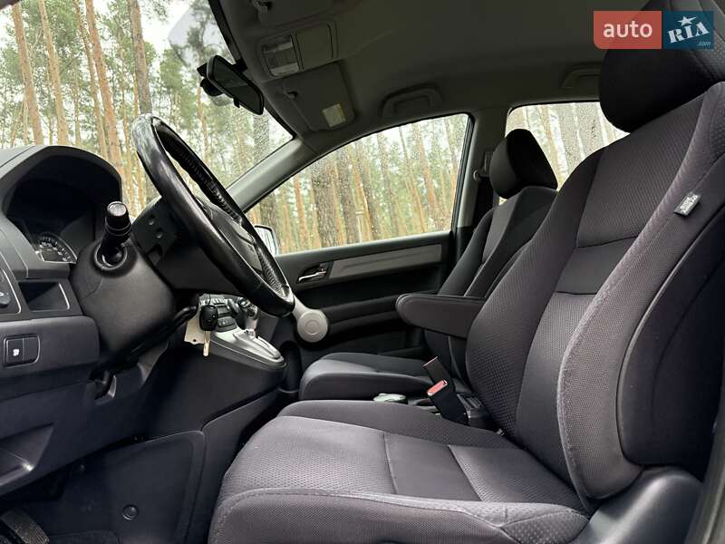 Позашляховик / Кросовер Honda CR-V 2008 в Києві