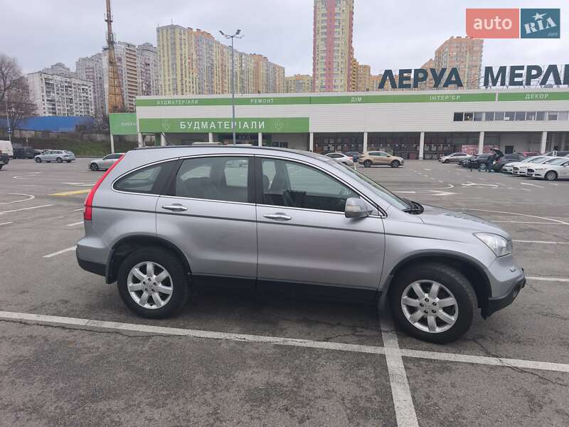 Внедорожник / Кроссовер Honda CR-V 2008 в Киеве
