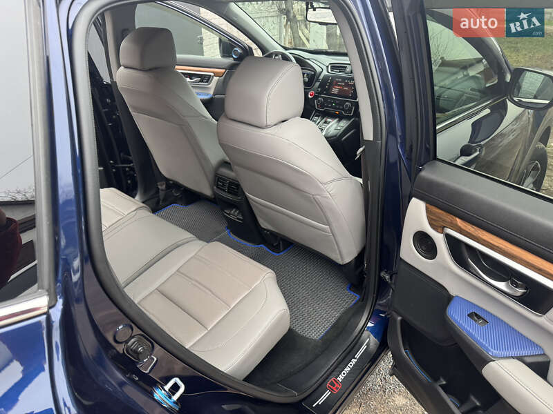 Внедорожник / Кроссовер Honda CR-V 2021 в Киеве