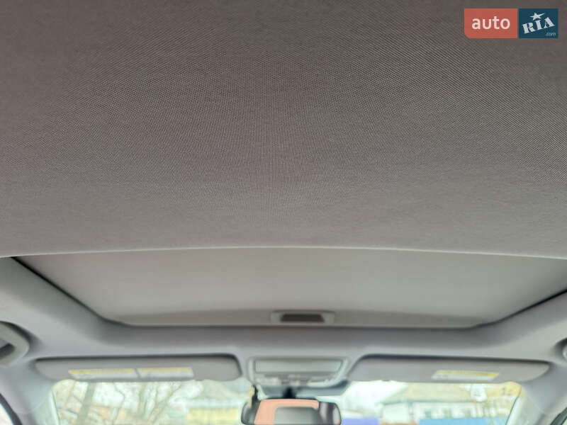 Внедорожник / Кроссовер Honda CR-V 2021 в Киеве