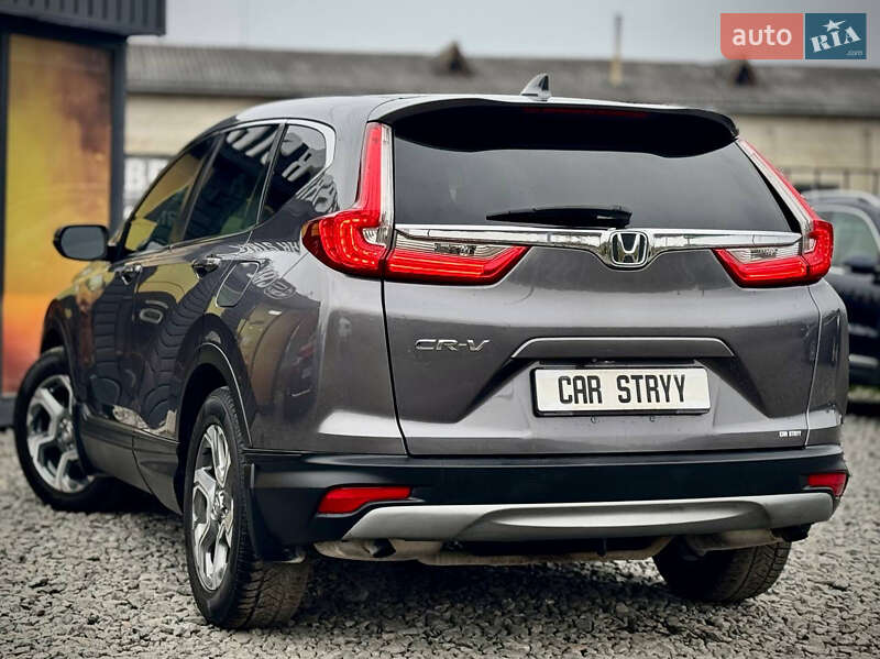 Позашляховик / Кросовер Honda CR-V 2017 в Стрию