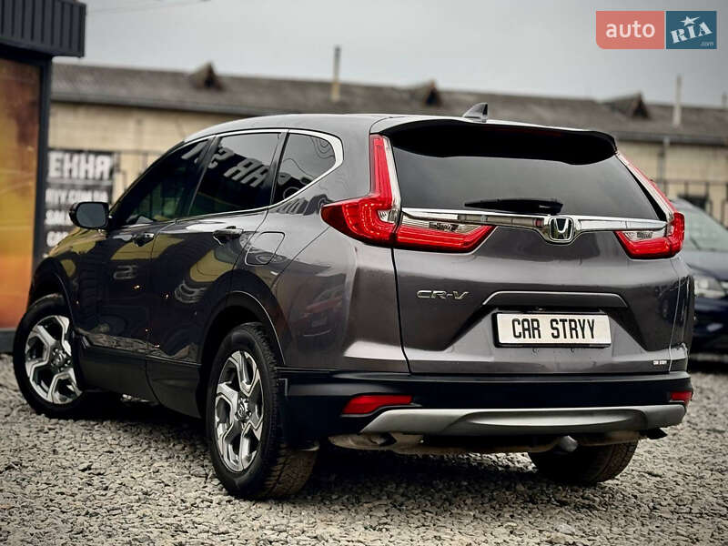 Позашляховик / Кросовер Honda CR-V 2017 в Стрию