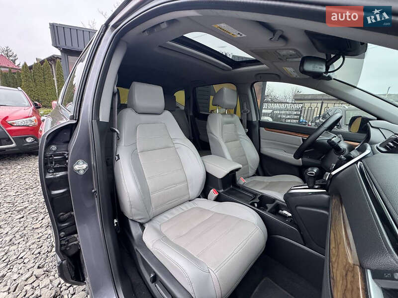 Позашляховик / Кросовер Honda CR-V 2017 в Стрию
