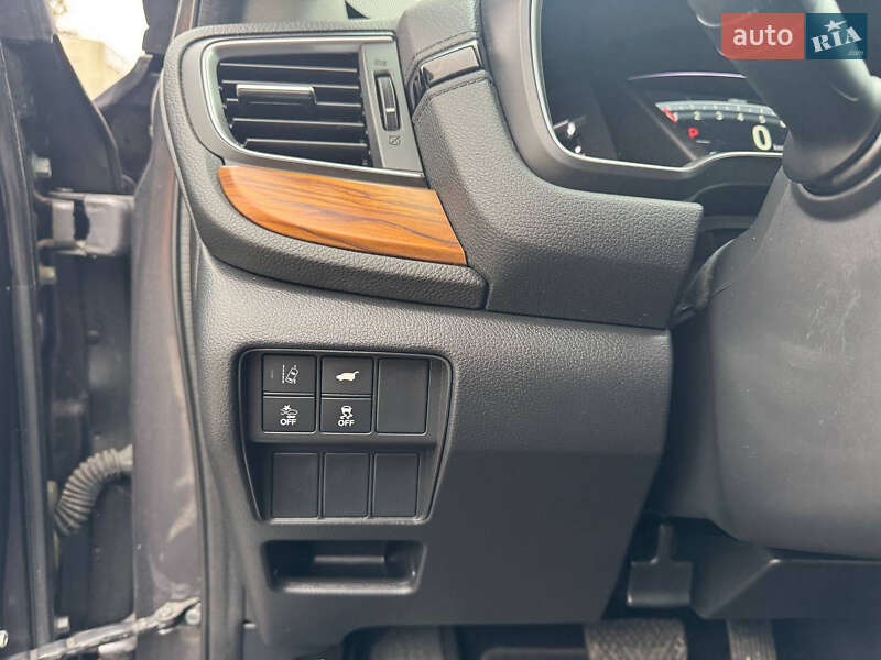 Позашляховик / Кросовер Honda CR-V 2017 в Стрию