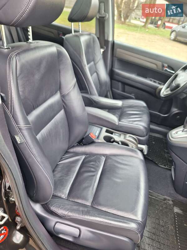 Внедорожник / Кроссовер Honda CR-V 2011 в Ивано-Франковске