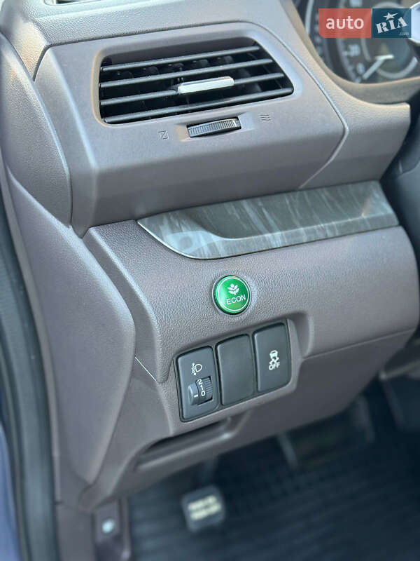 Позашляховик / Кросовер Honda CR-V 2013 в Умані